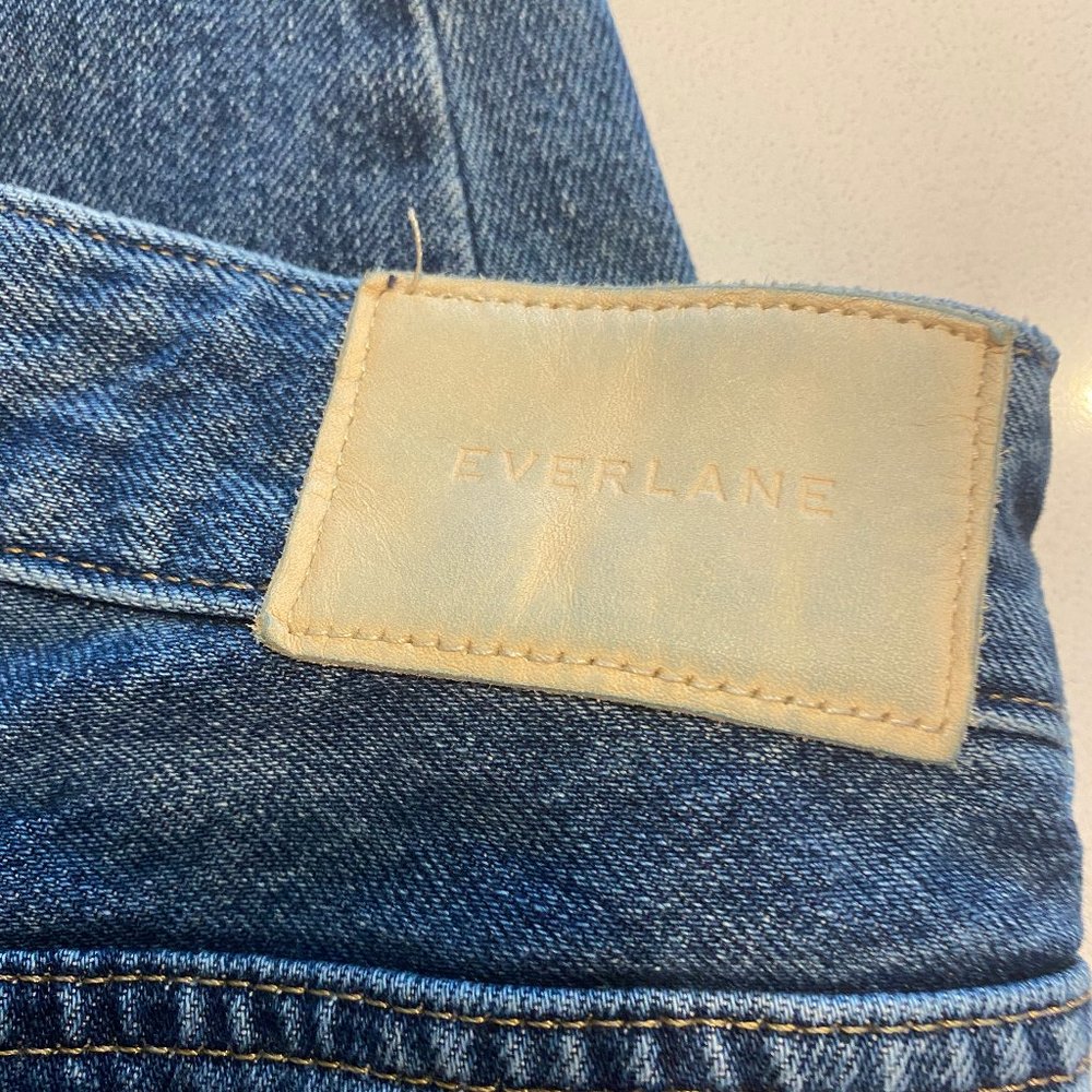 Everlane Curvy 90's cheeky jean! Never worn!